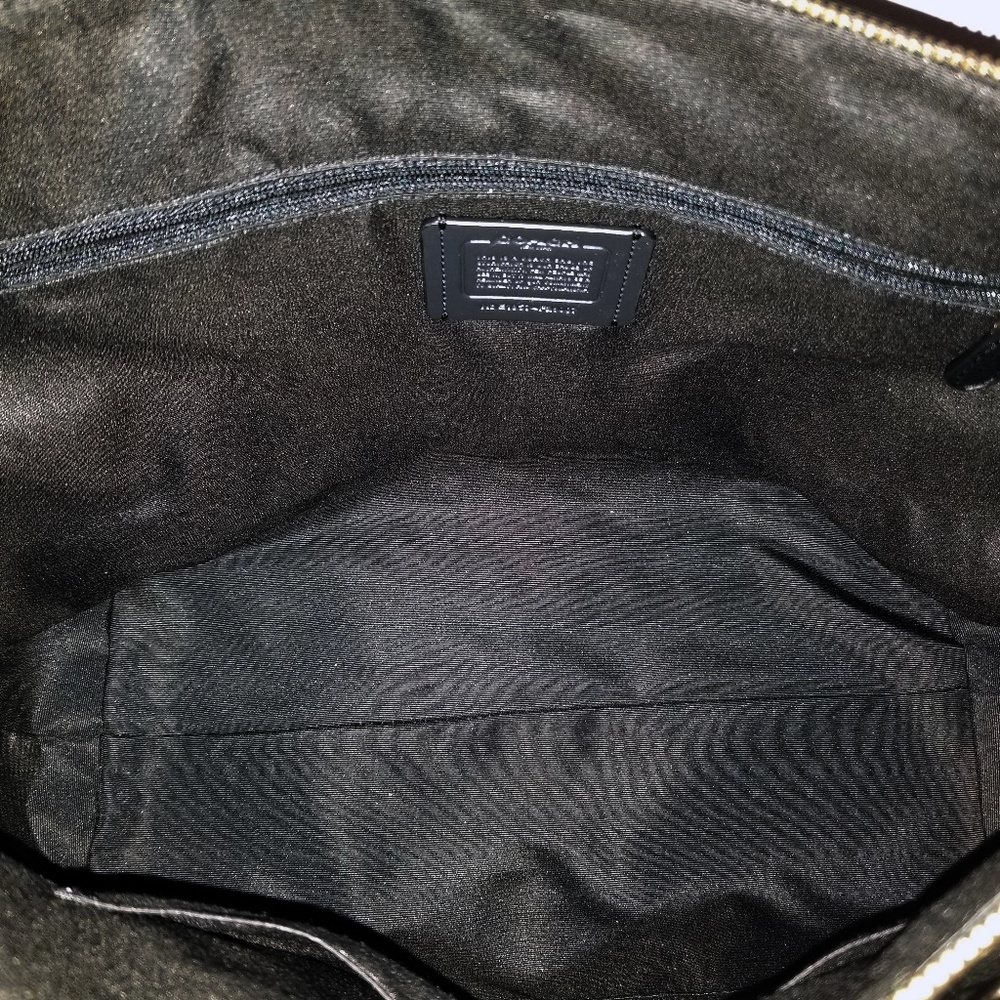 NWT Coach Leather Zip Tote Beautiful! Msrp $395 - Picture 6 of 8